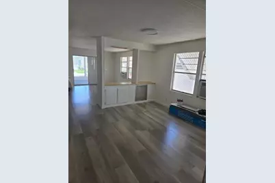 5627  Lagoon Dr, Fort Lauderdale, FL 33312 - Photo 2