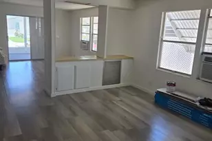 5627 Lagoon Dr, Fort Lauderdale, FL 33312 - Photo 2