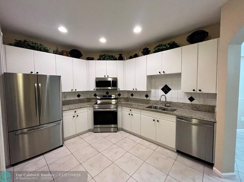 6436 Bella Cir #1104, Boynton Beach, FL 33437