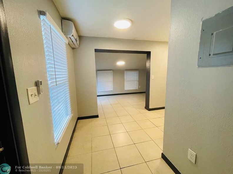 1719 Roosevelt St, Hollywood, FL 33020