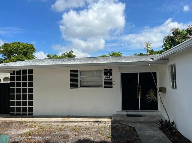 961 Ne 175th St, Miami, FL 33162
