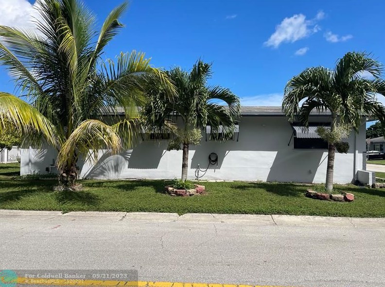 6885 12th St, Pompano Beach FL  33063-3436 exterior