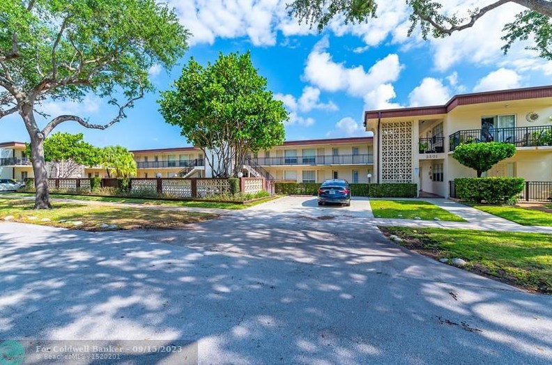3501 Tyler St #106, Hollywood, FL 33021