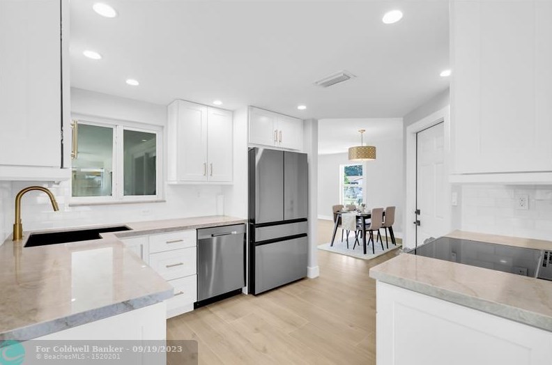 943 4th St, Boca Raton FL  33432-4201 exterior