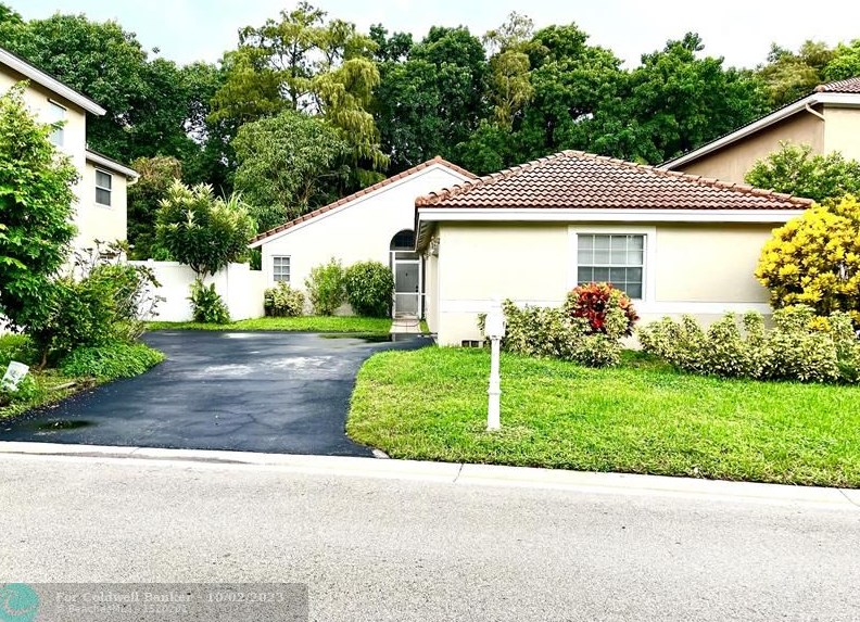 10160 Festival Way, Boca Raton, FL 33428-4234