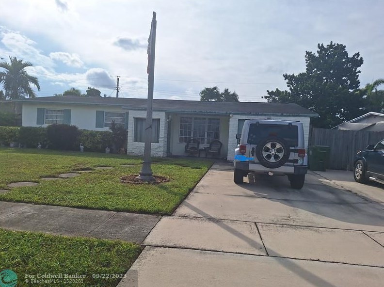 700 64th Pkwy, Hollywood, FL 33023-1532
