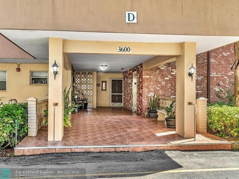 3600 Ne 170th St #412, Miami, FL 33160