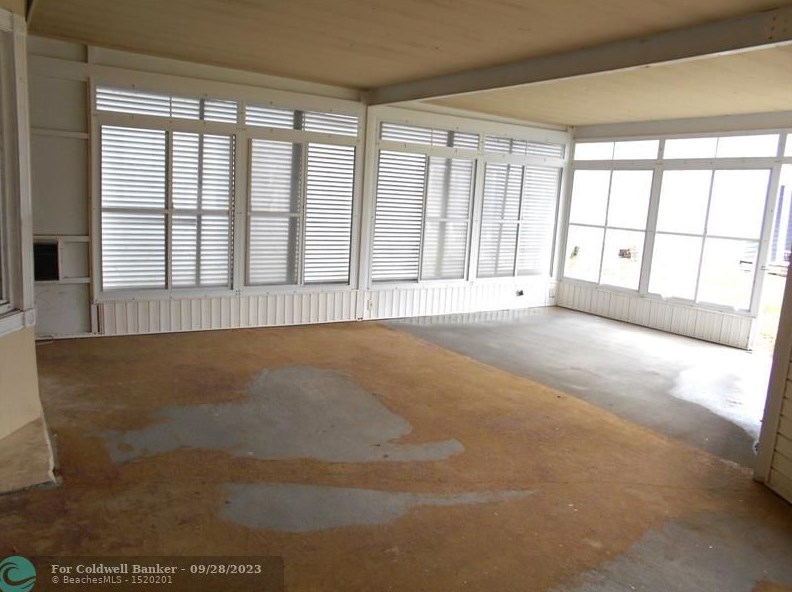 737 1 Ave, Boynton Beach FL 33426-4310 exterior