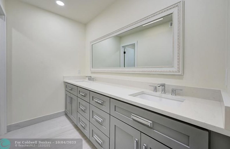 5638 Santiago Cir, Boca Raton FL  33433-7297 exterior