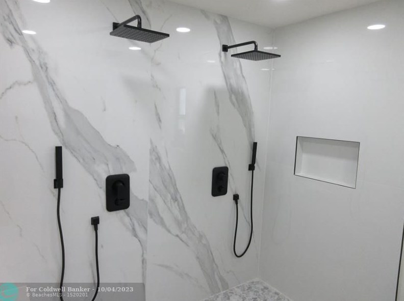 5638 Santiago Cir, Boca Raton FL  33433-7297 exterior