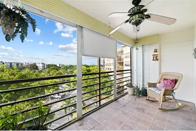 1400  Saint Charles Pl, Unit #615, Pembroke Pines, FL 33026 - Photo 2