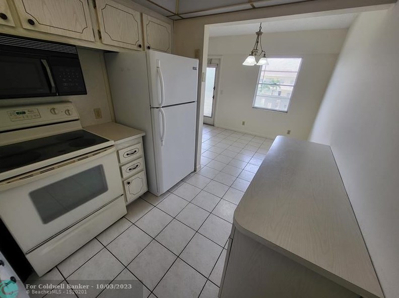 82 Dorset B, Boca Raton, FL 33434-6101