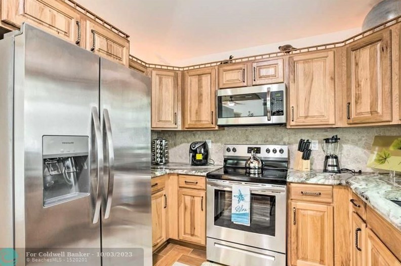423 Sw 1st Ave, Boynton Beach, FL 33435