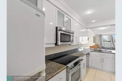 18260 N Bay Rd, Unit #304, Sunny Isles Beach, FL 33160 - Photo 22