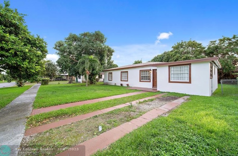 14680 Pierce St #1, Miami, FL 33176