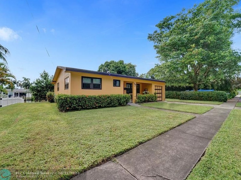 821 Nw 13th Ave, Dania Beach, FL 33004