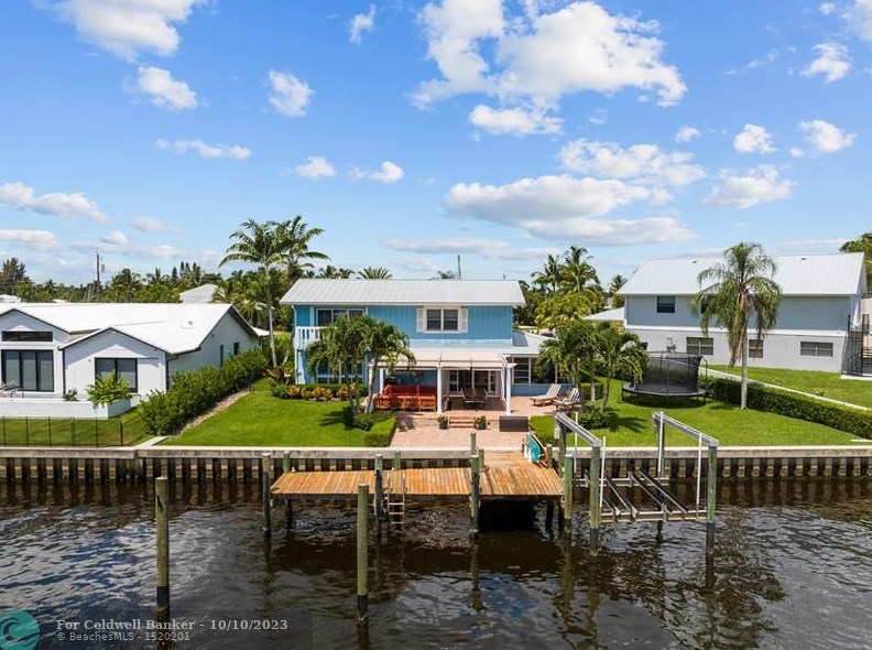 24 Riverway Blvd, Palm City FL  34990-4238 exterior