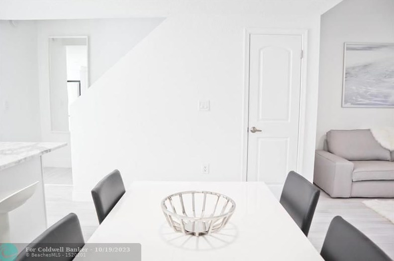 836 Jeffery St, Boca Raton, FL 33487-4105