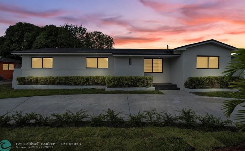 12100 22nd Ave, Miami, FL 33167-1905
