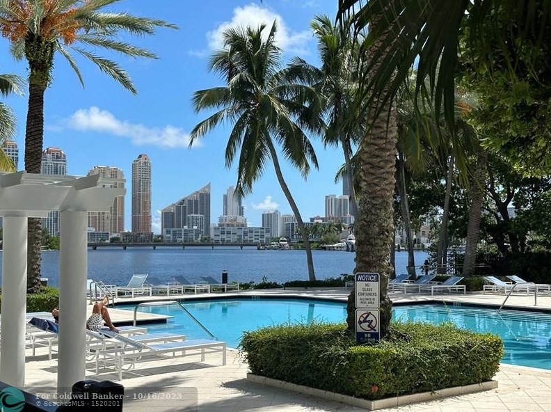 3145 Ne 184th St #5102, Miami, FL 33160