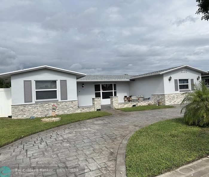 2230 93rd Ave, Hollywood, FL 33024-3140