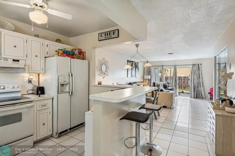 450 Se 7th St #203, Dania Beach, FL 33004