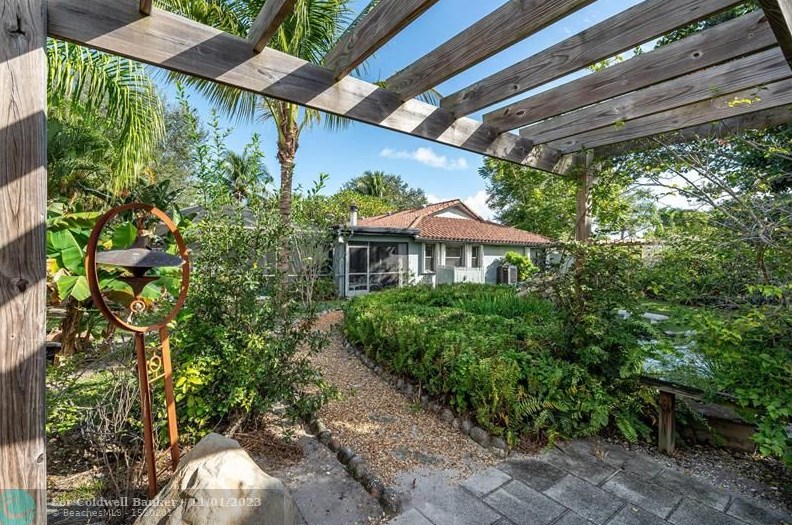 91 12th Way, Boca Raton FL  33486-4453 exterior