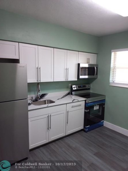1861 161 St, Miami FL  33162-4817 exterior