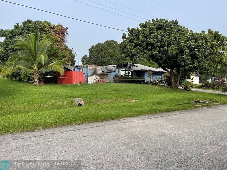6504 Doris Dr, Fort Pierce, FL 34951