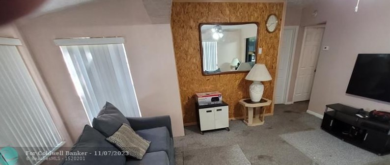 15840 41st Ave, Miami, FL 33054-6122