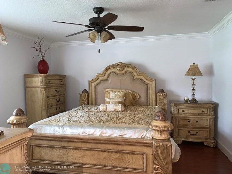 4208 Temple St, West Palm Beach, FL 33407