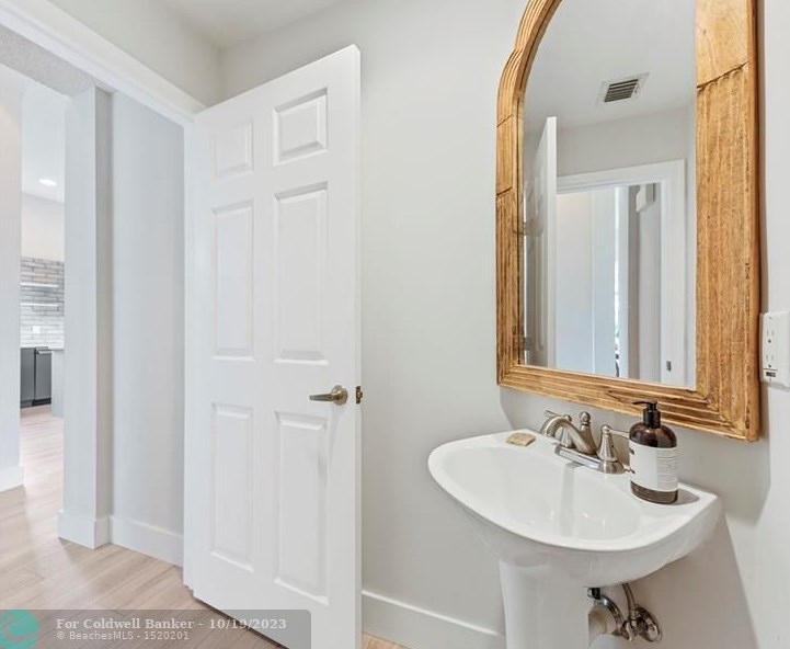 13072 18th Ct, Hollywood FL  33028-2511 exterior