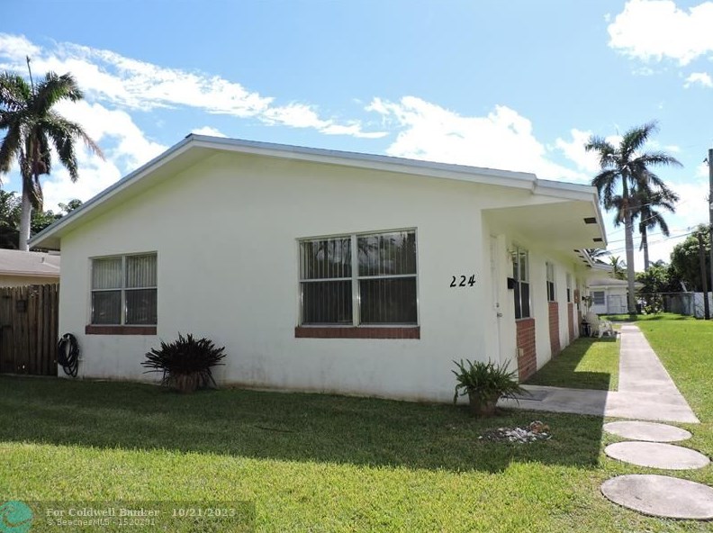 224 Ne 1st St #1, Dania Beach, FL 33004