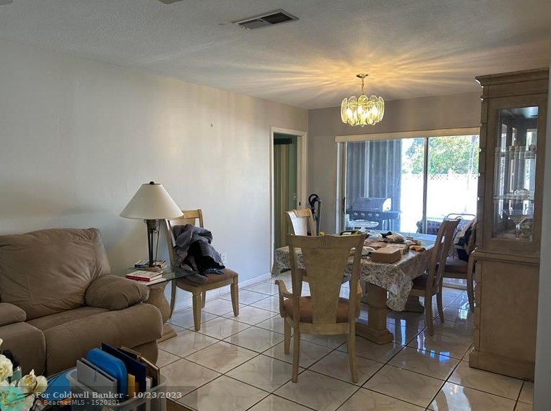 801 89 Ter, Hollywood FL 33024-6431 exterior