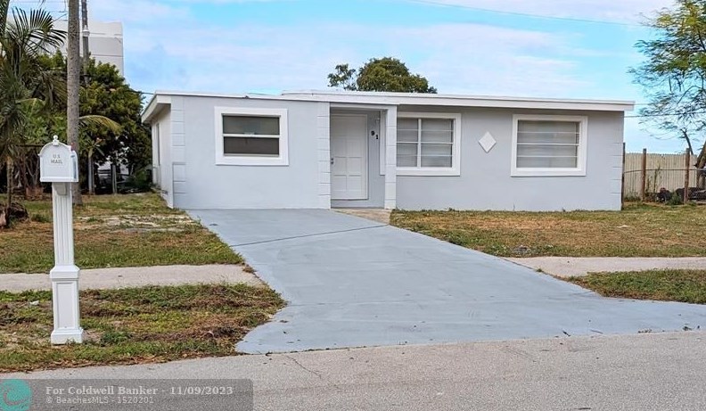 91 Loquat Tree Dr, Lake Worth FL  33462-5115 exterior