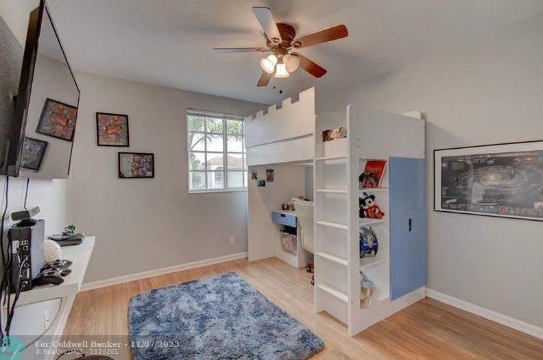 4104 Plumbago Pl, Lake Worth FL  33462-3420 exterior