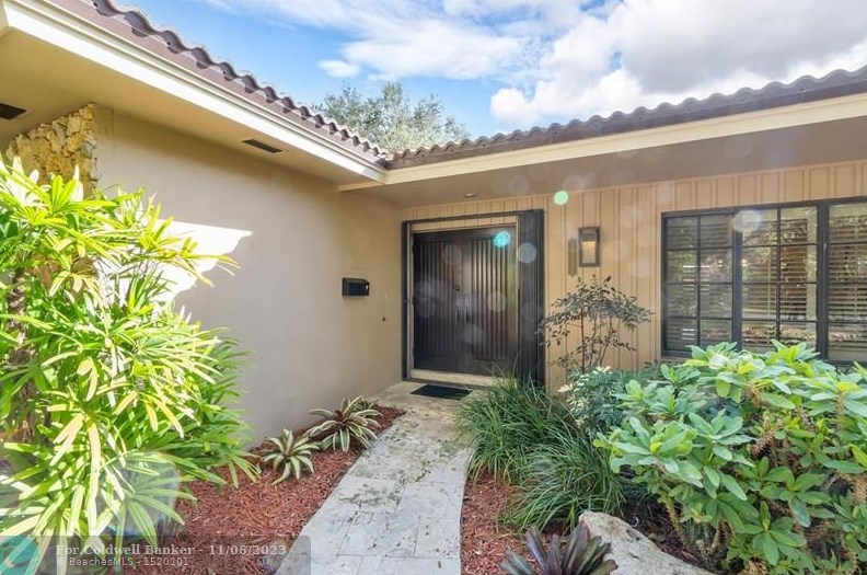 14555 82nd Ave, Miami, FL 33158-1403