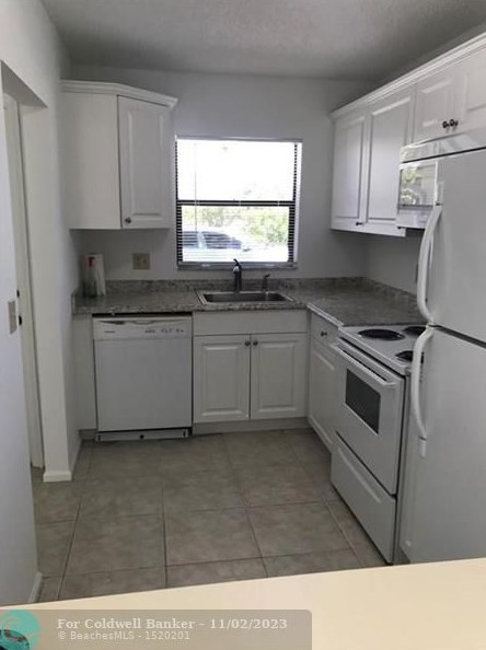 330 42nd St, Boca Raton FL  33431-4636 exterior