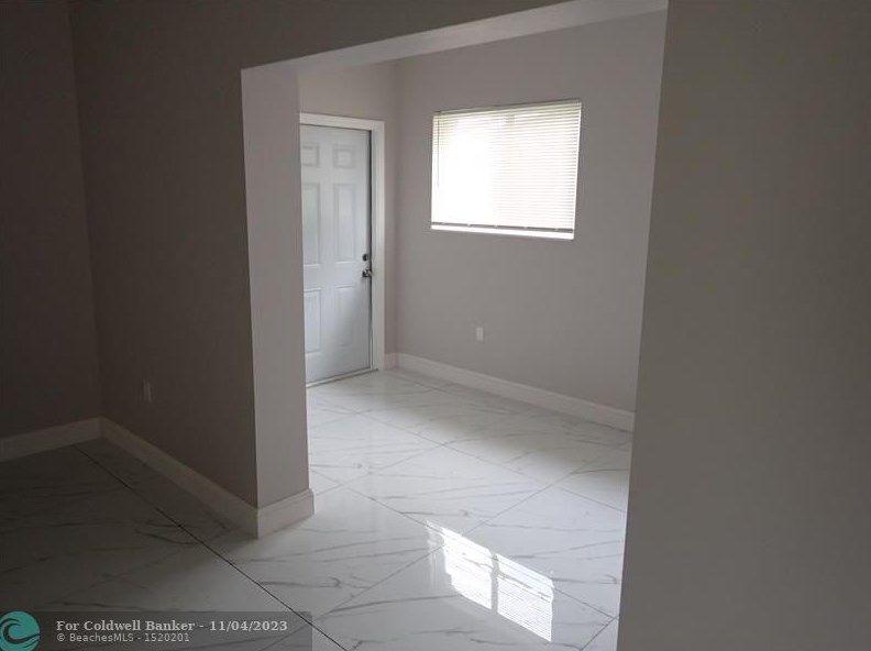 2241 62nd Ave, Hollywood FL  33024-4229 exterior