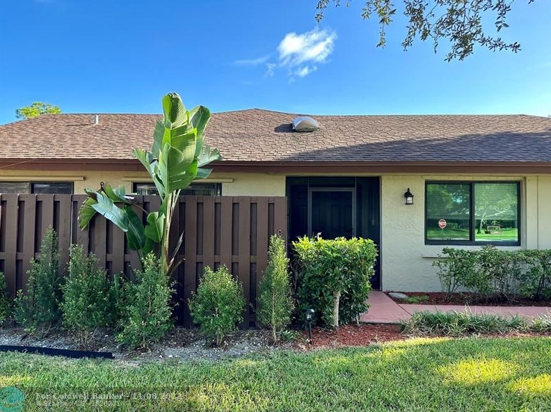 22630 Vistawood Way, Boca Raton, FL 33428-5565