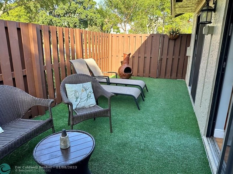 22630 Vistawood Way, Boca Raton FL 33428-5564 exterior