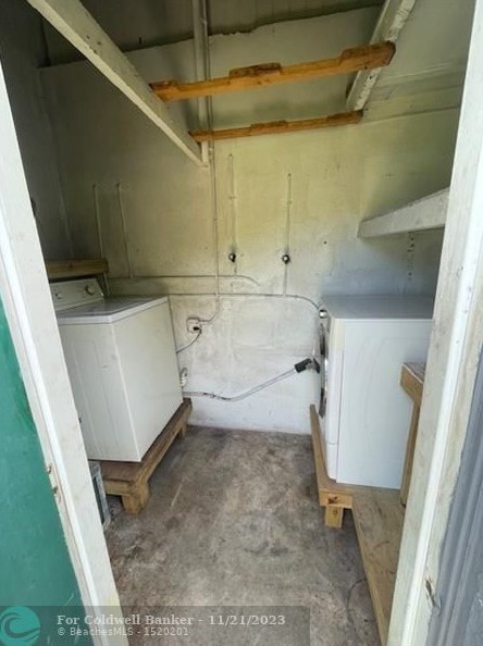 1453 Plunkett St, Hollywood FL  33020-6431 exterior