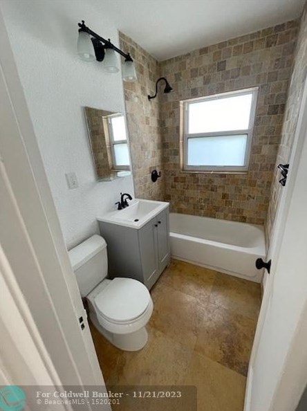 1453 Plunkett St, Hollywood FL  33020-6431 exterior