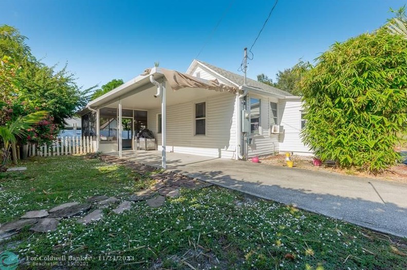 708 Cleveland Ave, Stuart, FL 34994-2814