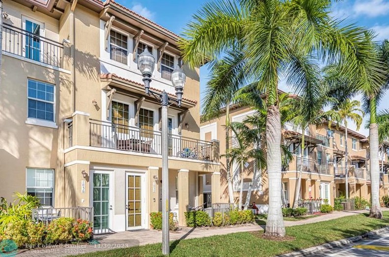 1036 Sw 147th Ave, Hollywood, FL 33027
