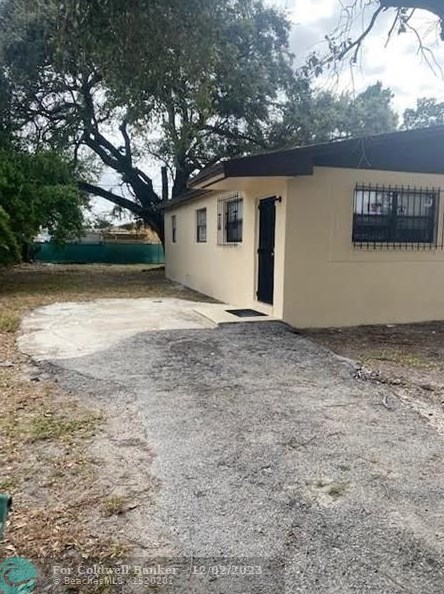 3480 209th Ter, Miami, FL 33056-1248