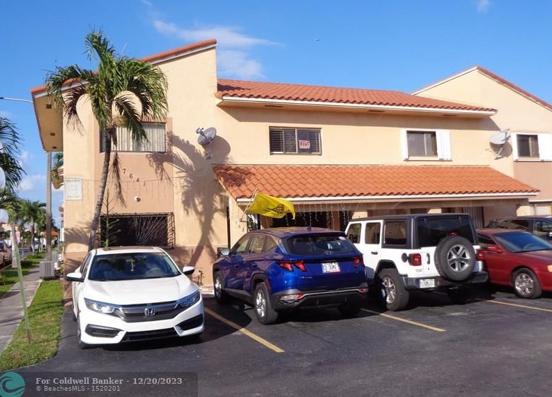 7641 W 29th Way #202, Hialeah, FL 33018
