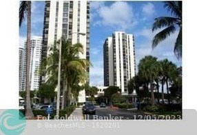 20515 E Country Club Dr #741, Miami, FL 33180