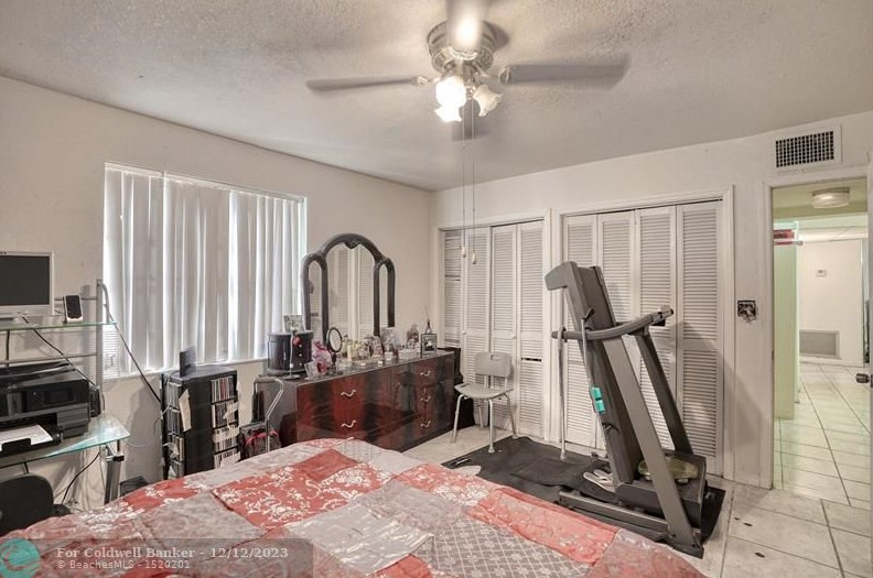 2515 161st St, Miami FL  33054-6537 exterior