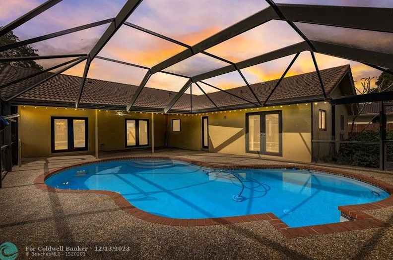 2131 86th Ter, Pompano Beach, FL 33071-6137